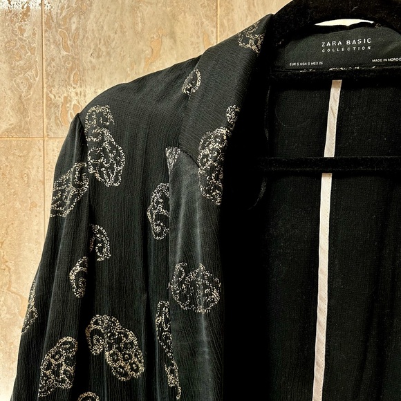 Zara Printed Satin Blazer (Small) - Black/Gold - Picture 2 of 3
